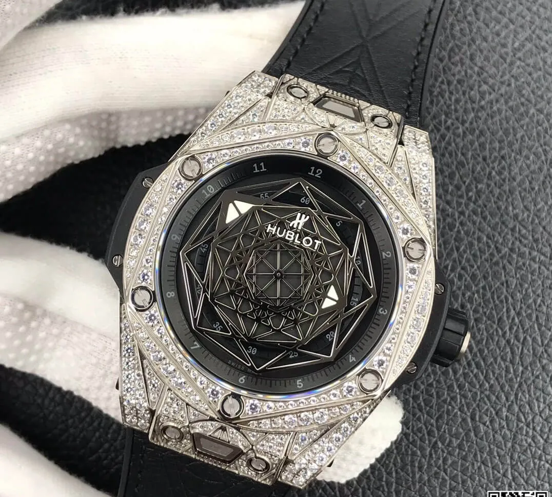 Hublot Big Bang 415.NX.1112.VR.1704.MXM17 WWF Factory 1:1 Best Edition Replica Watch Black Strap